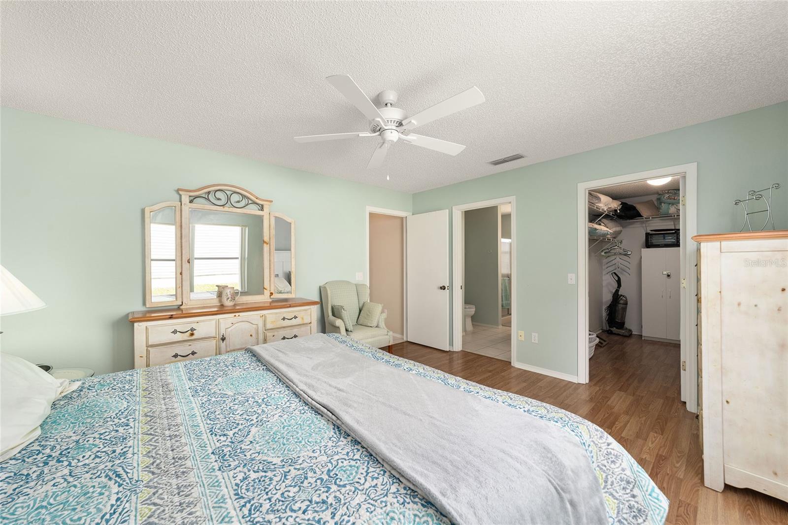 435 SANTA CLARA CIR, THE VILLAGES, FL, 32159