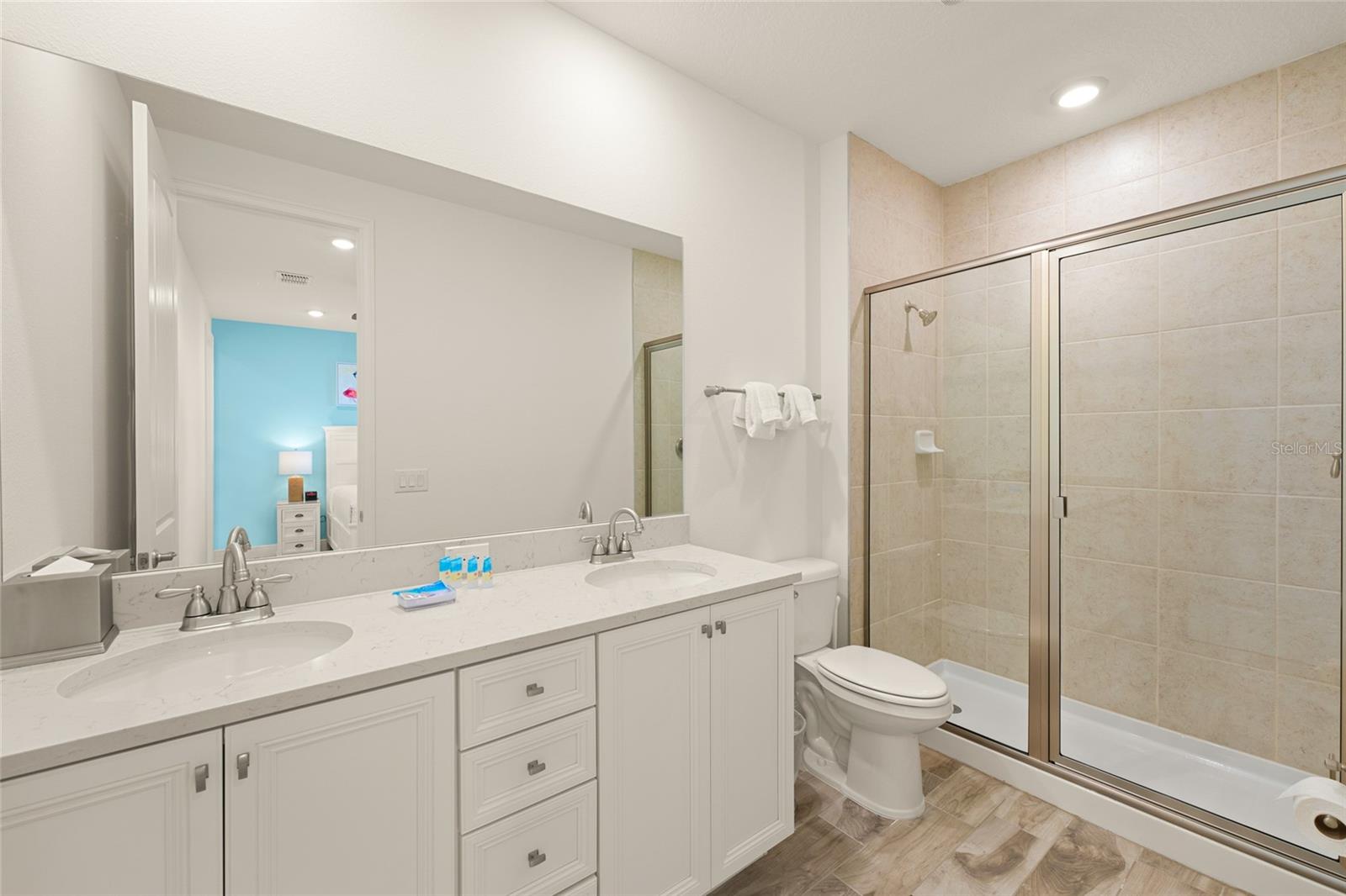 8205 SURF ST, KISSIMMEE, FL, 34747