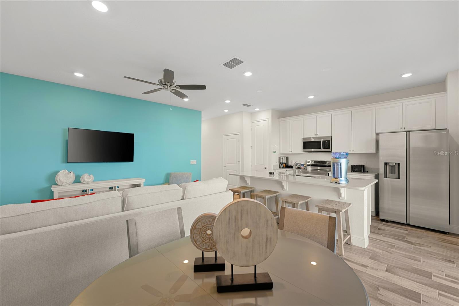 8205 SURF ST, KISSIMMEE, FL, 34747