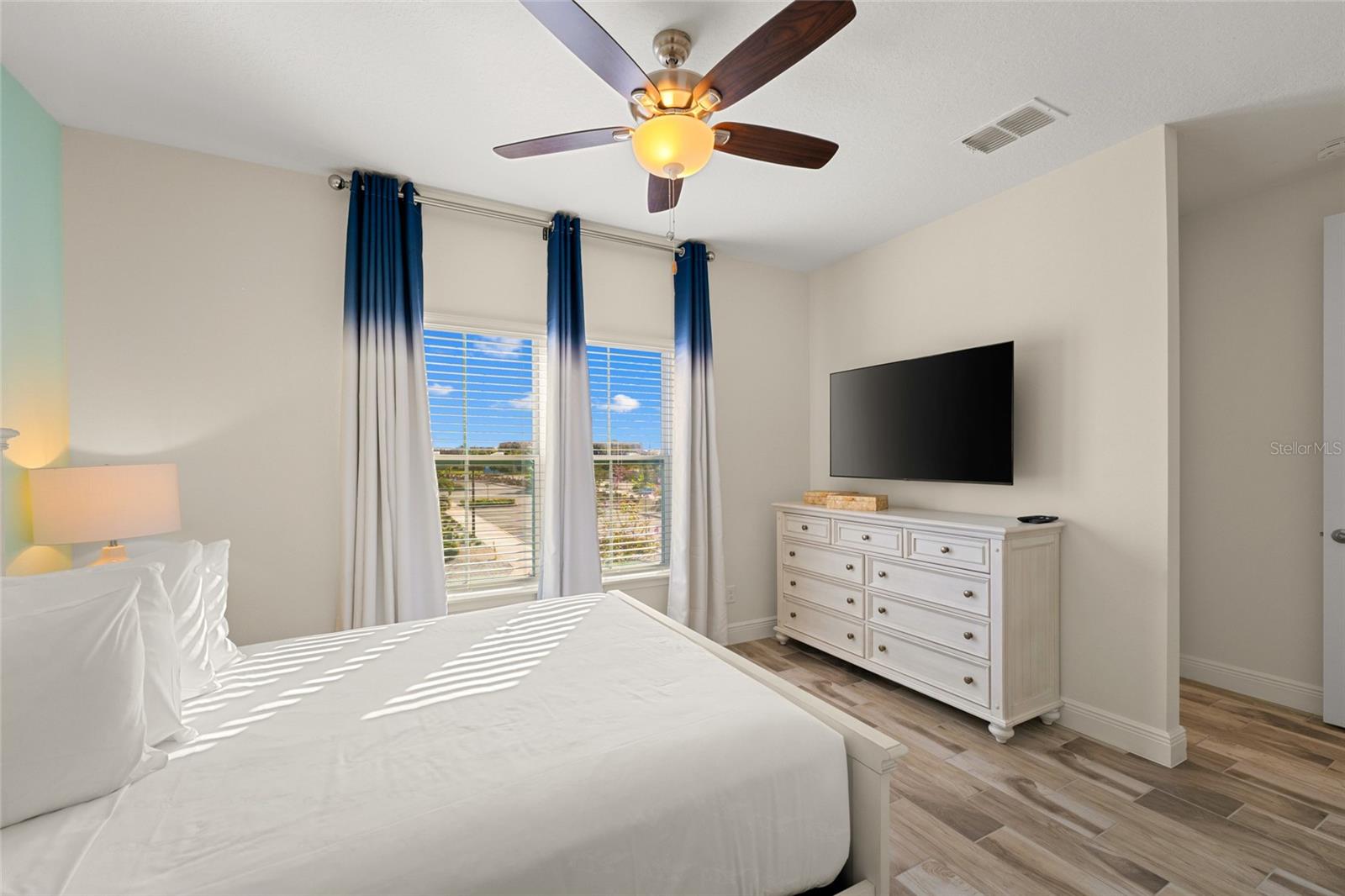 8205 SURF ST, KISSIMMEE, FL, 34747