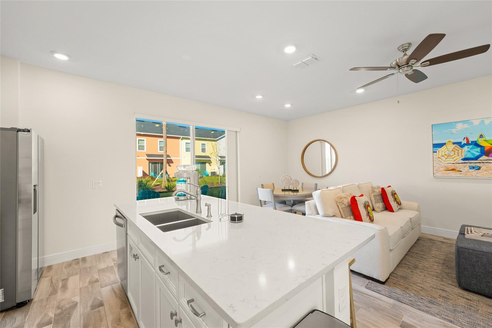 8205 SURF ST, KISSIMMEE, FL, 34747