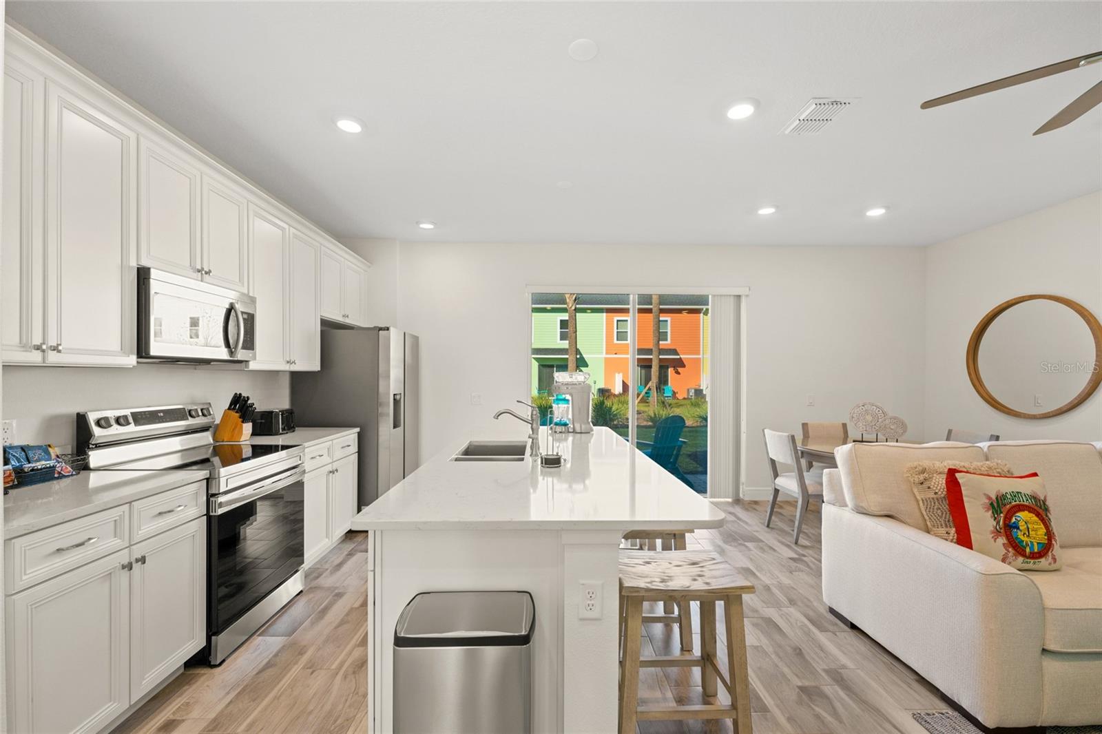 8205 SURF ST, KISSIMMEE, FL, 34747