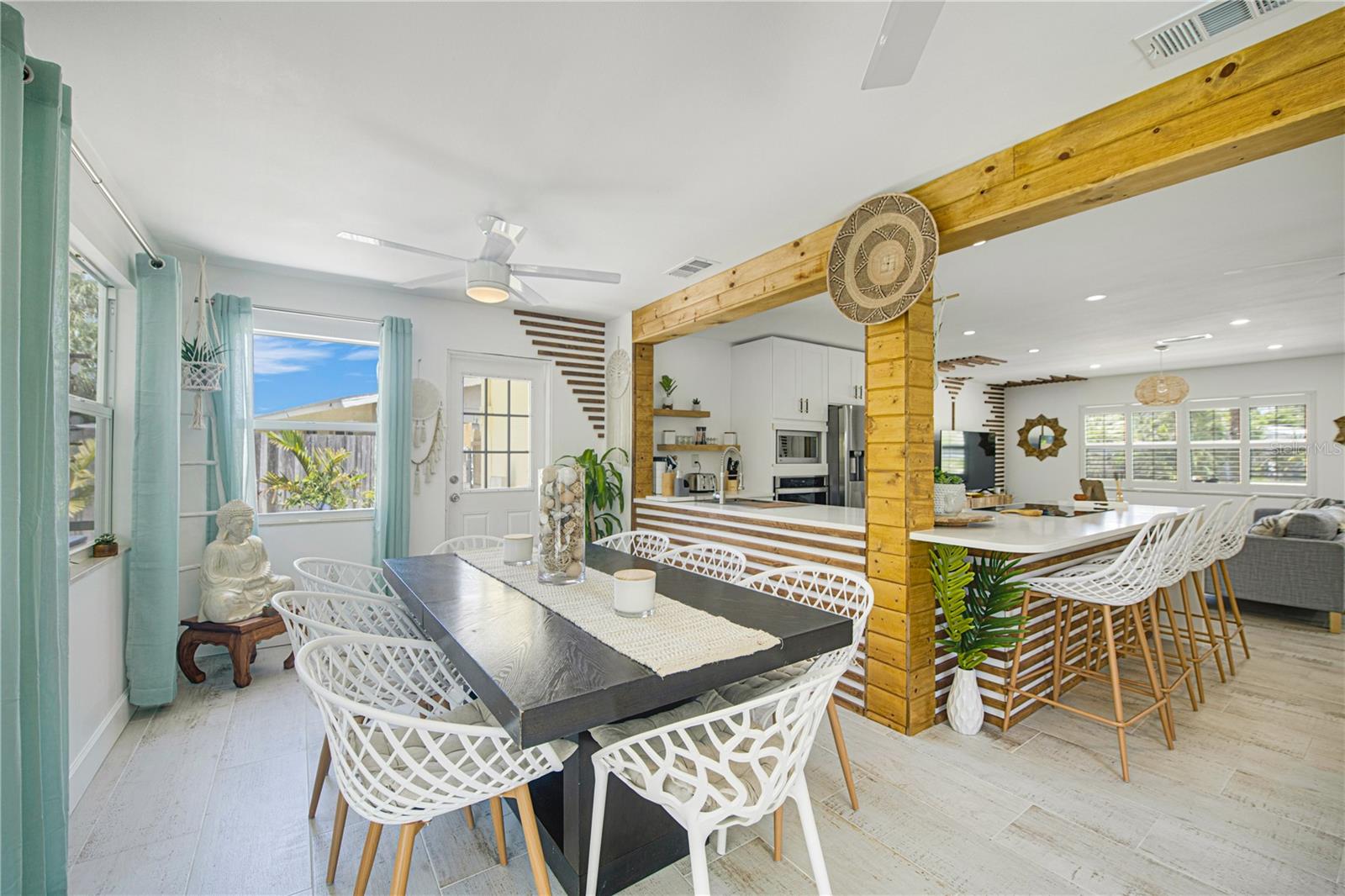 2436 CONSTITUTION BLVD, SARASOTA, FL, 34231