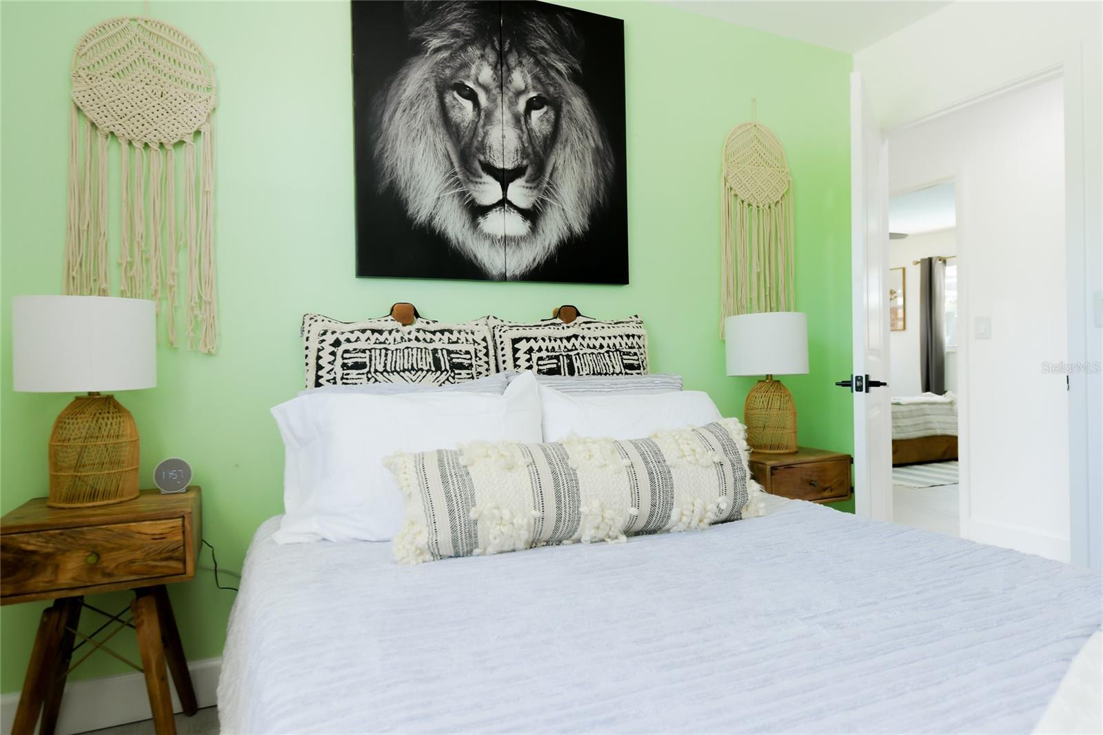 2436 CONSTITUTION BLVD, SARASOTA, FL, 34231