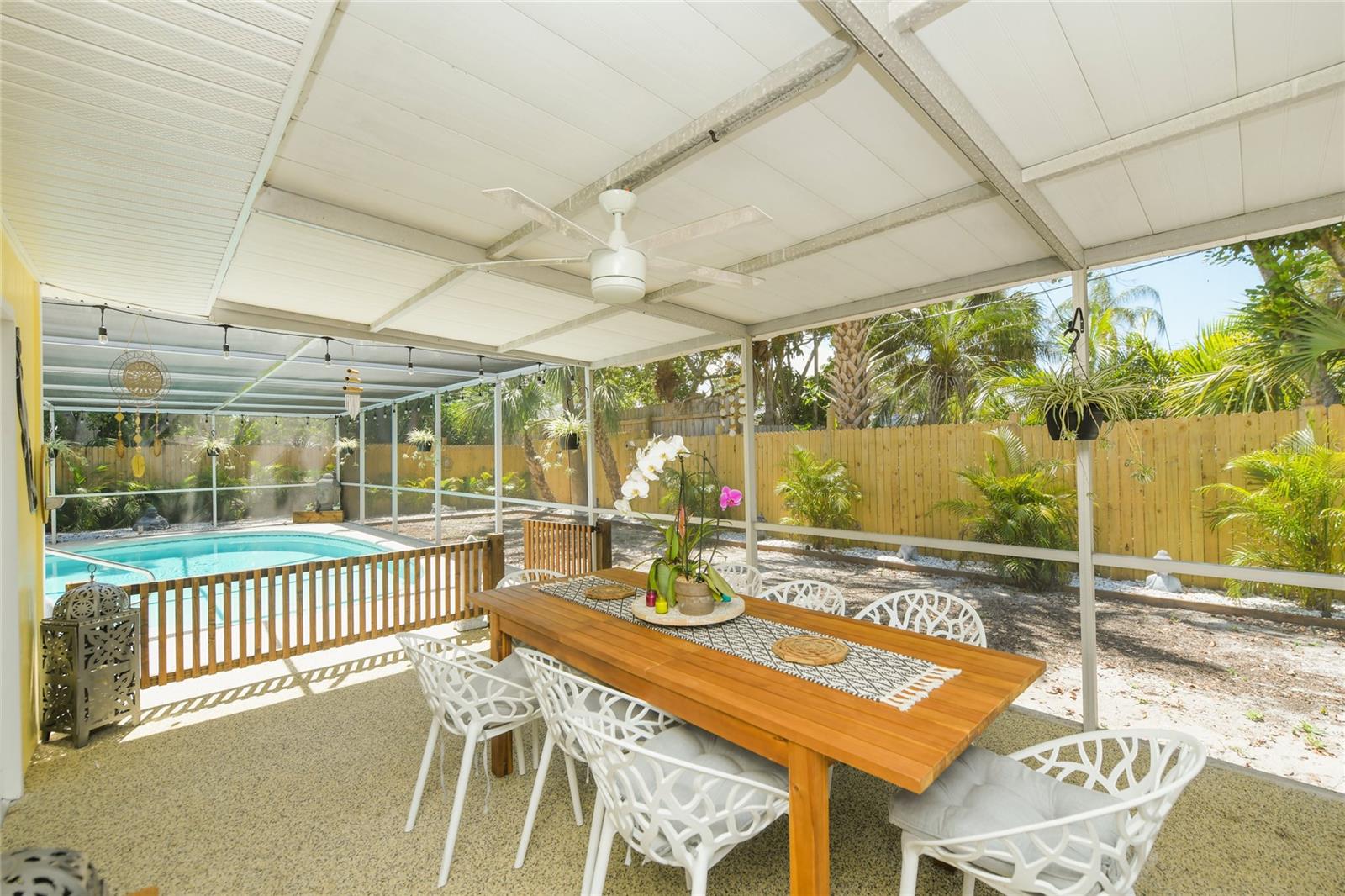 2436 CONSTITUTION BLVD, SARASOTA, FL, 34231