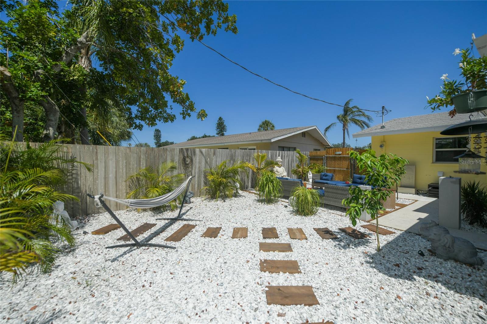 2436 CONSTITUTION BLVD, SARASOTA, FL, 34231