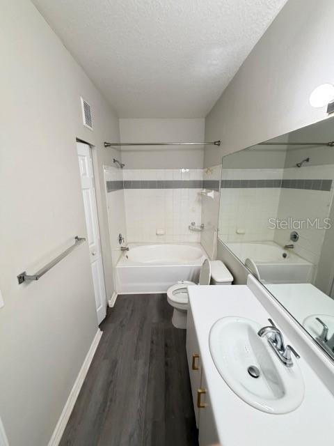 5620 PINNACLE HEIGHTS CIR #202, TAMPA, FL, 33624