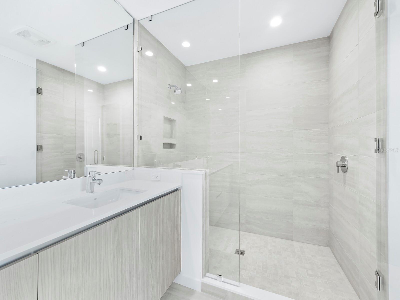 301 QUAY COMMONS #1003, SARASOTA, FL, 34236