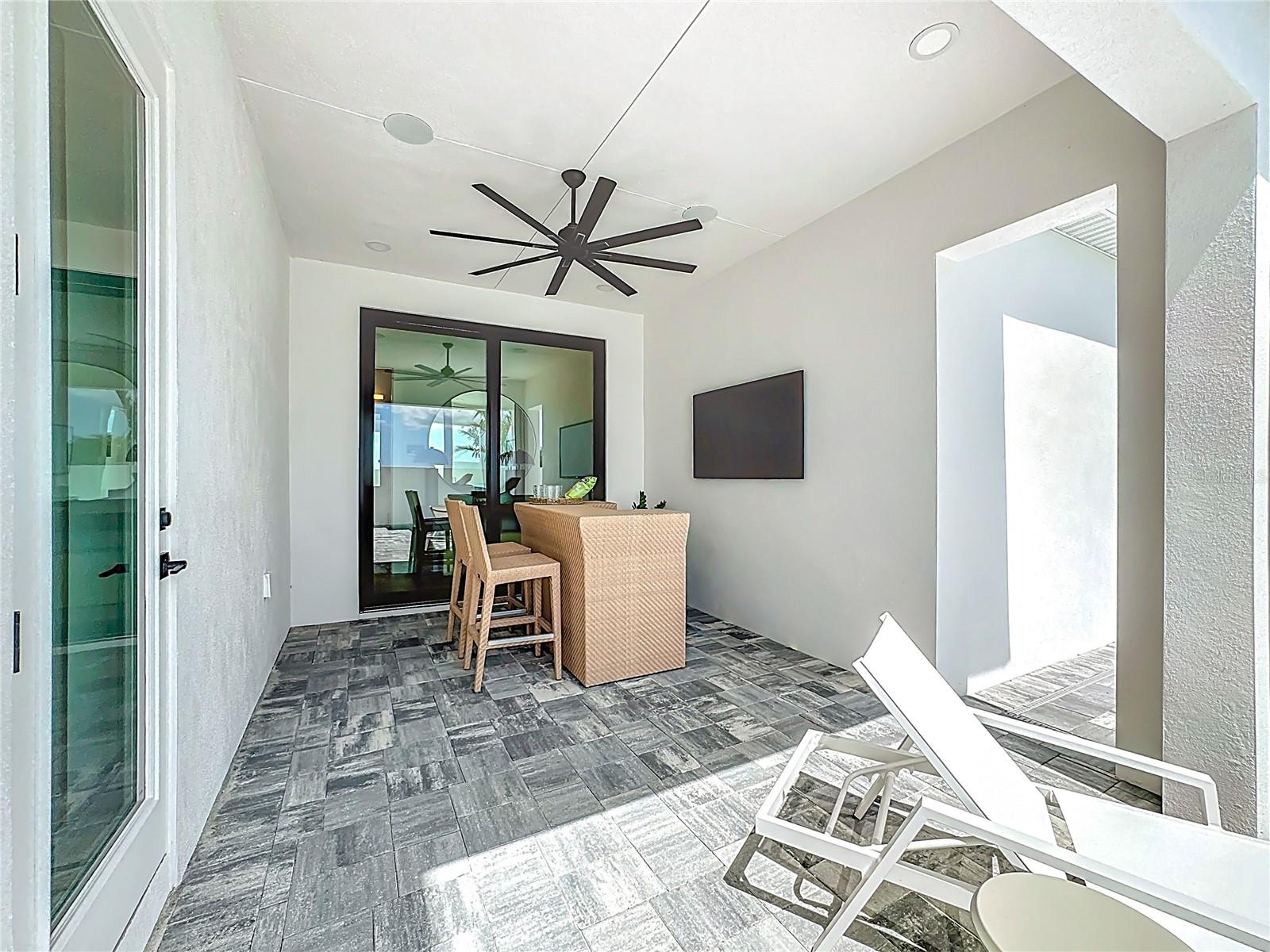 6105 WHITE MANGROVE LN, BRADENTON, FL, 34210