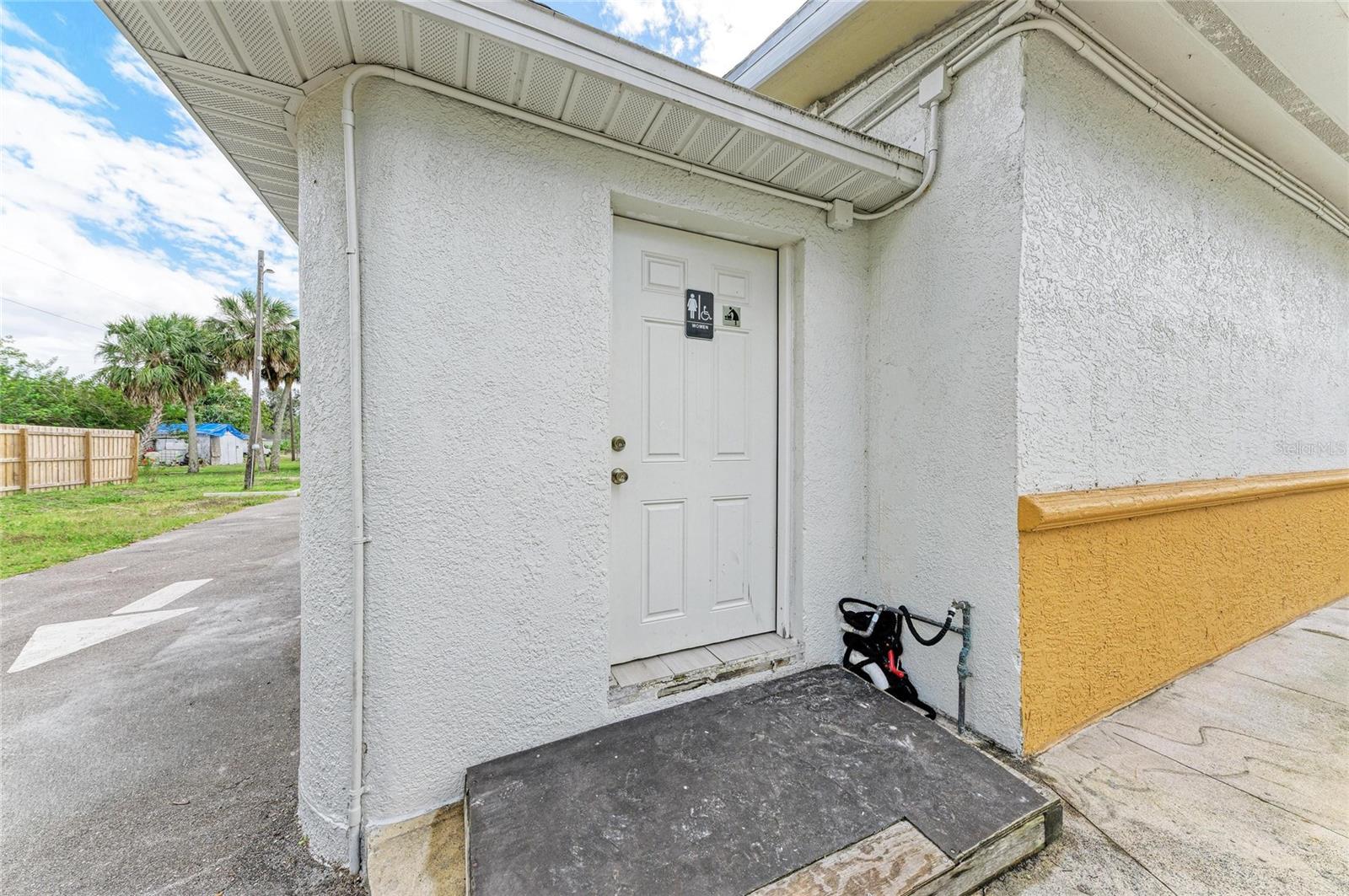 2716 2ND AVE E, PALMETTO, FL, 34221