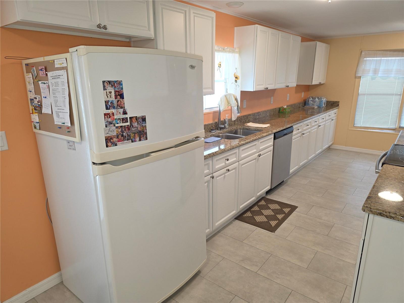 15682 BROOKRIDGE BLVD, BROOKSVILLE, FL, 34613