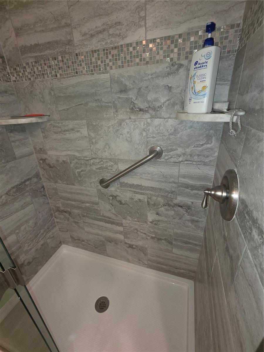 15682 BROOKRIDGE BLVD, BROOKSVILLE, FL, 34613
