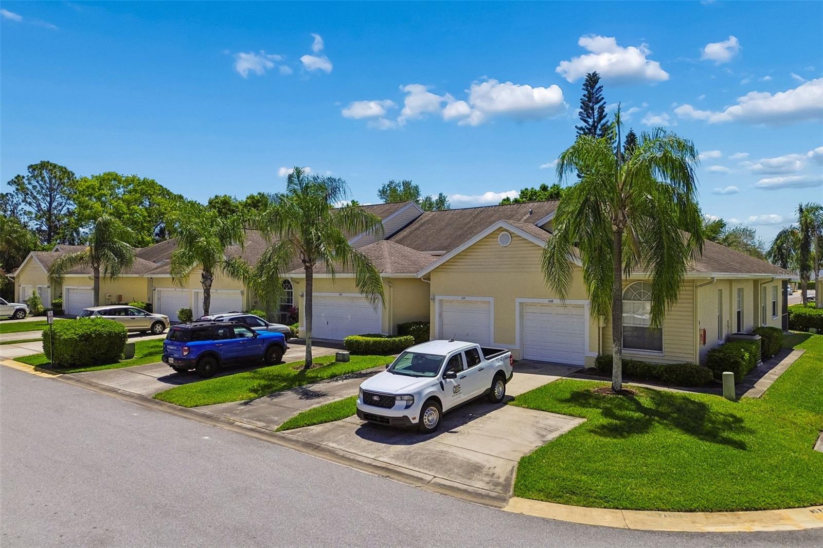 1050 STARKEY RD #207, LARGO, FL, 33771
