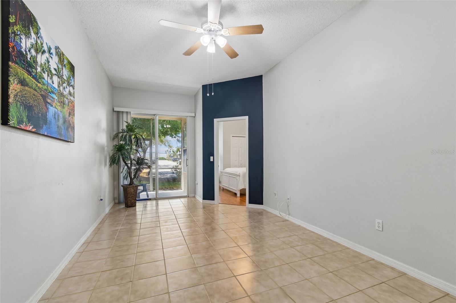 1050 STARKEY RD #207, LARGO, FL, 33771