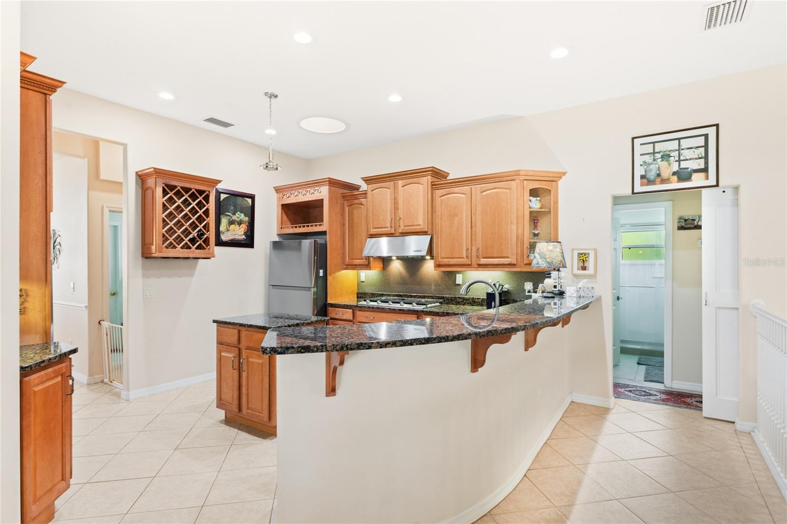 40 EDGEWATER DR, PALM COAST, FL, 32164