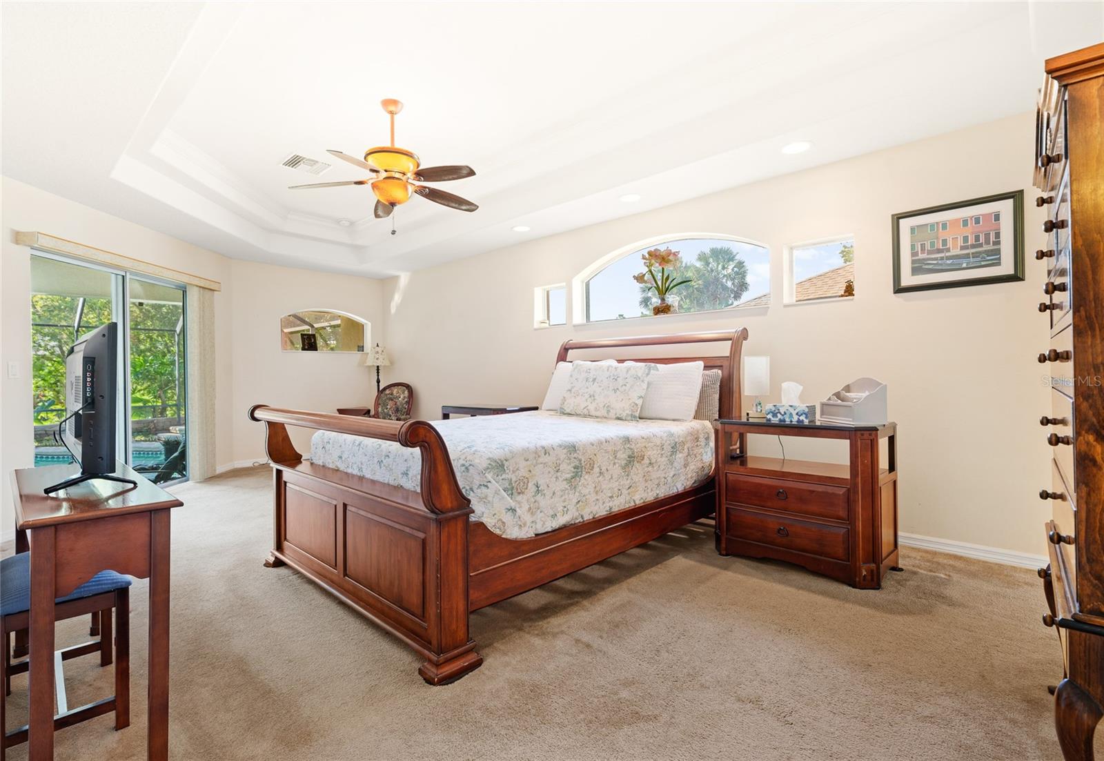 40 EDGEWATER DR, PALM COAST, FL, 32164