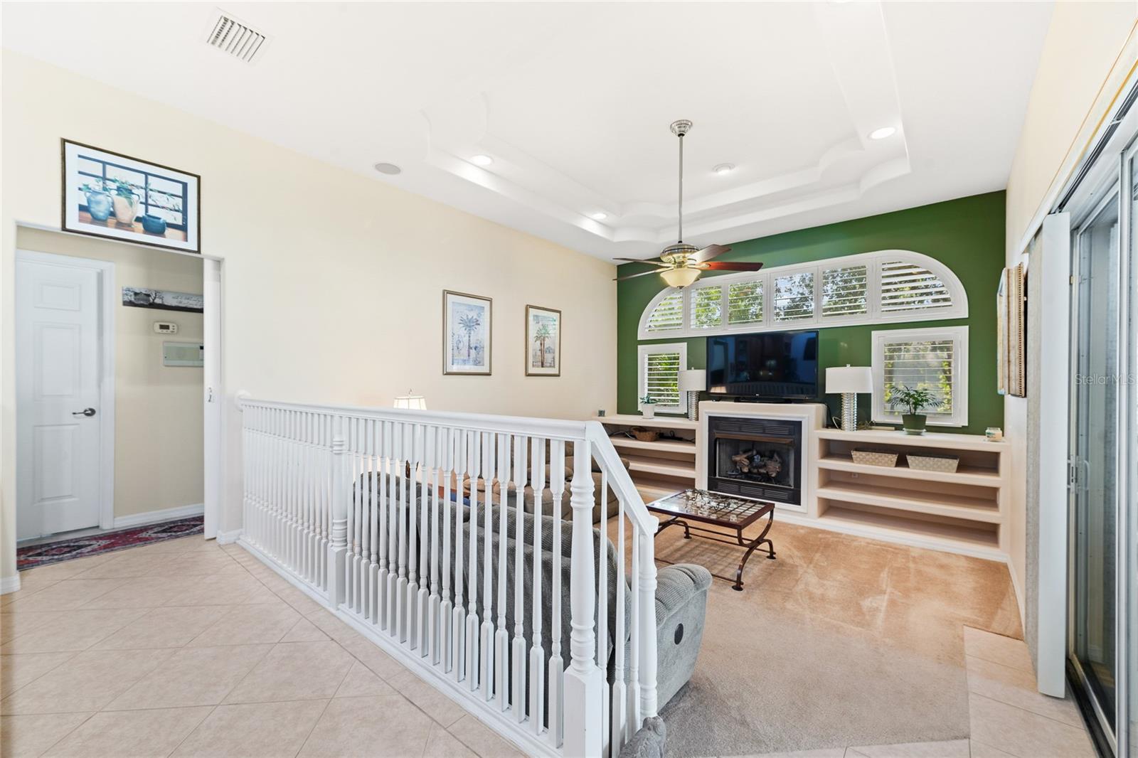 40 EDGEWATER DR, PALM COAST, FL, 32164