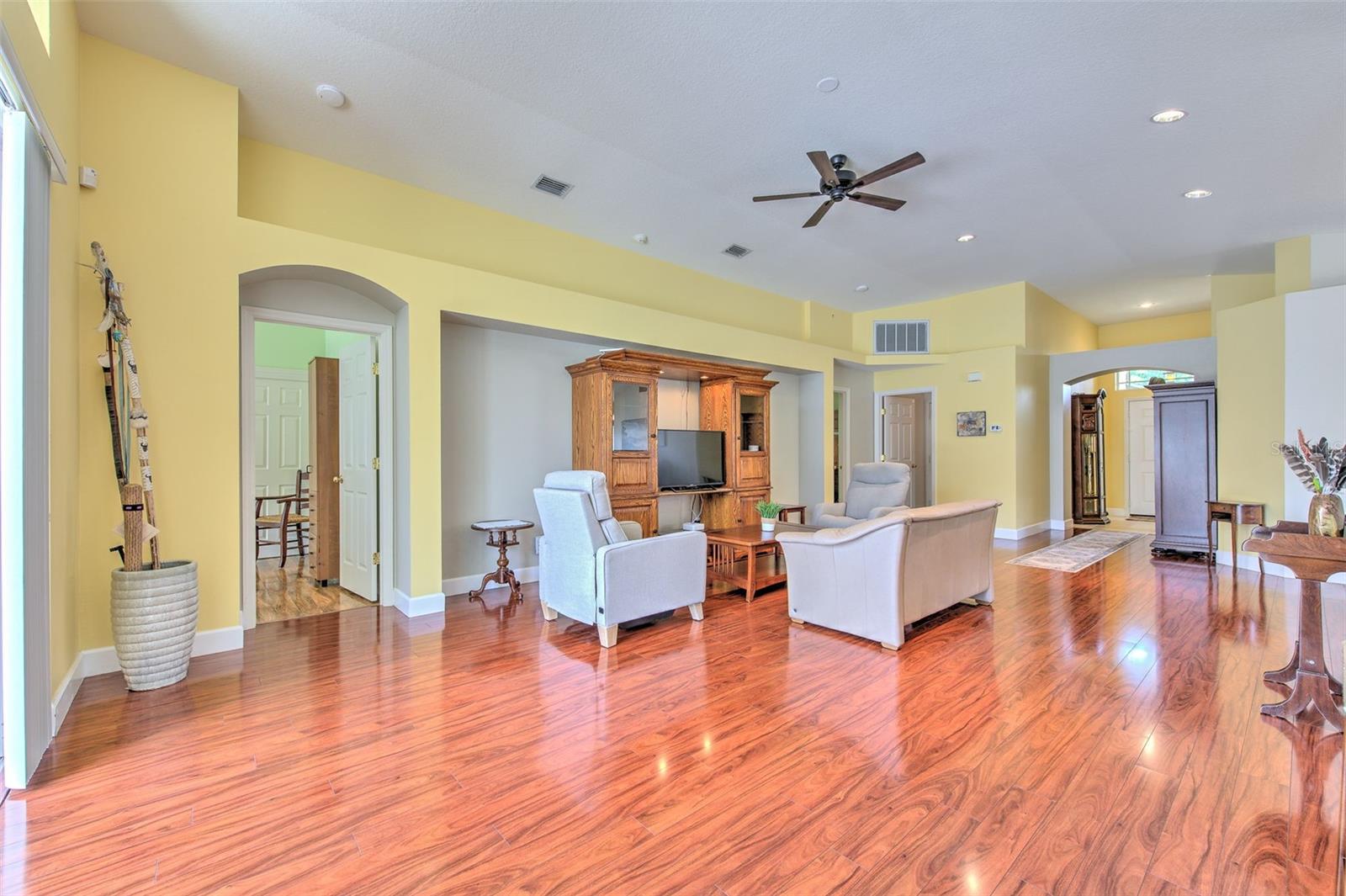 2626 BROOKVILLE DR, VALRICO, FL, 33596