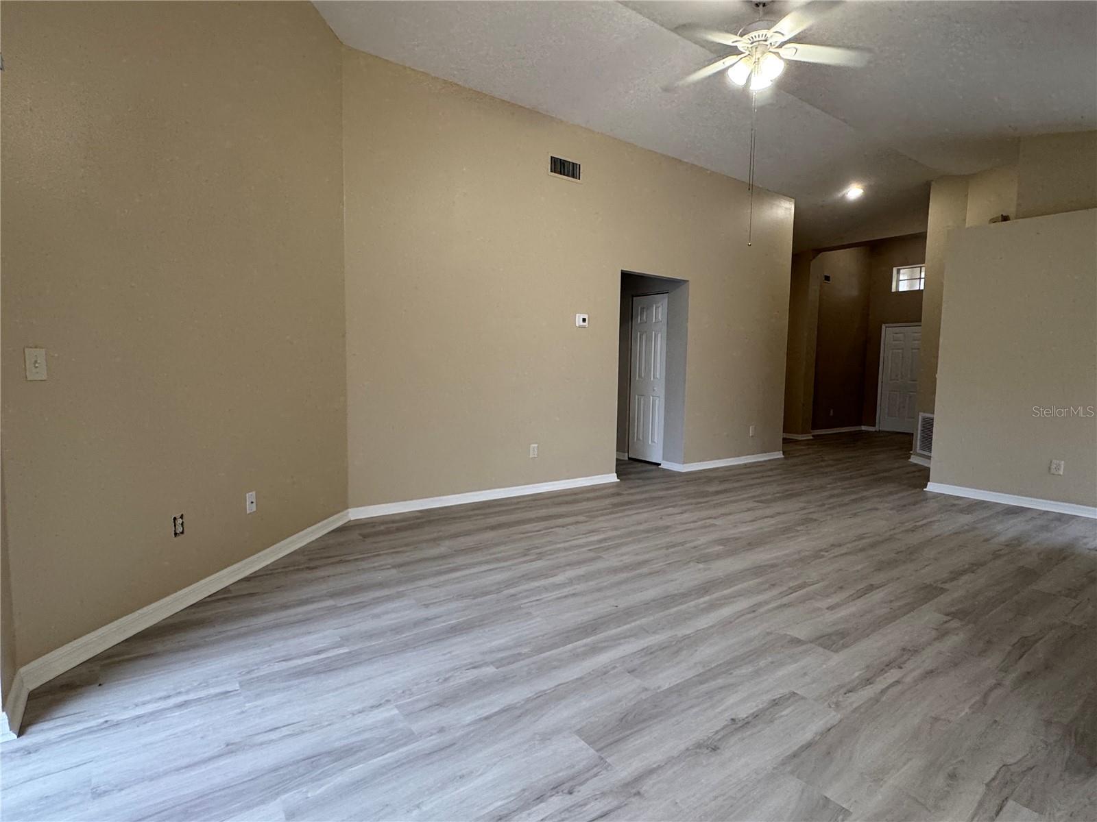 27618 SKY LAKE CIR, WESLEY CHAPEL, FL, 33544