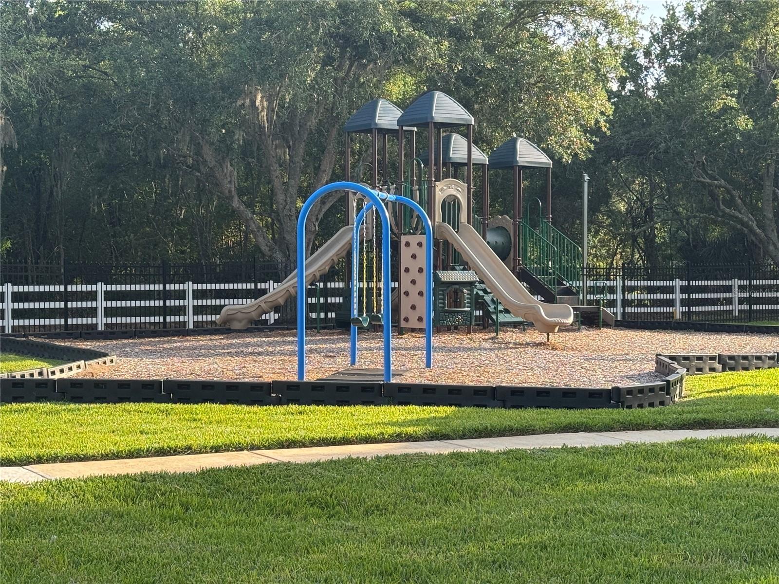 27618 SKY LAKE CIR, WESLEY CHAPEL, FL, 33544