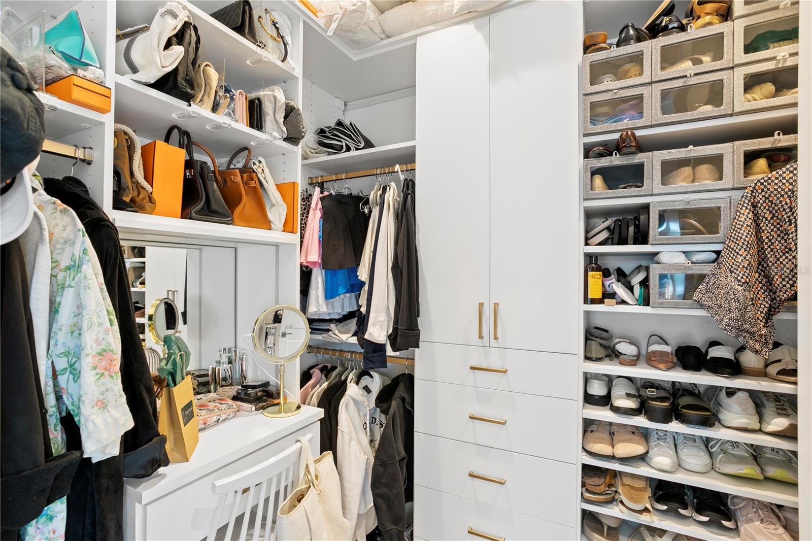 1109 18TH AVE N, ST PETERSBURG, FL, 33704