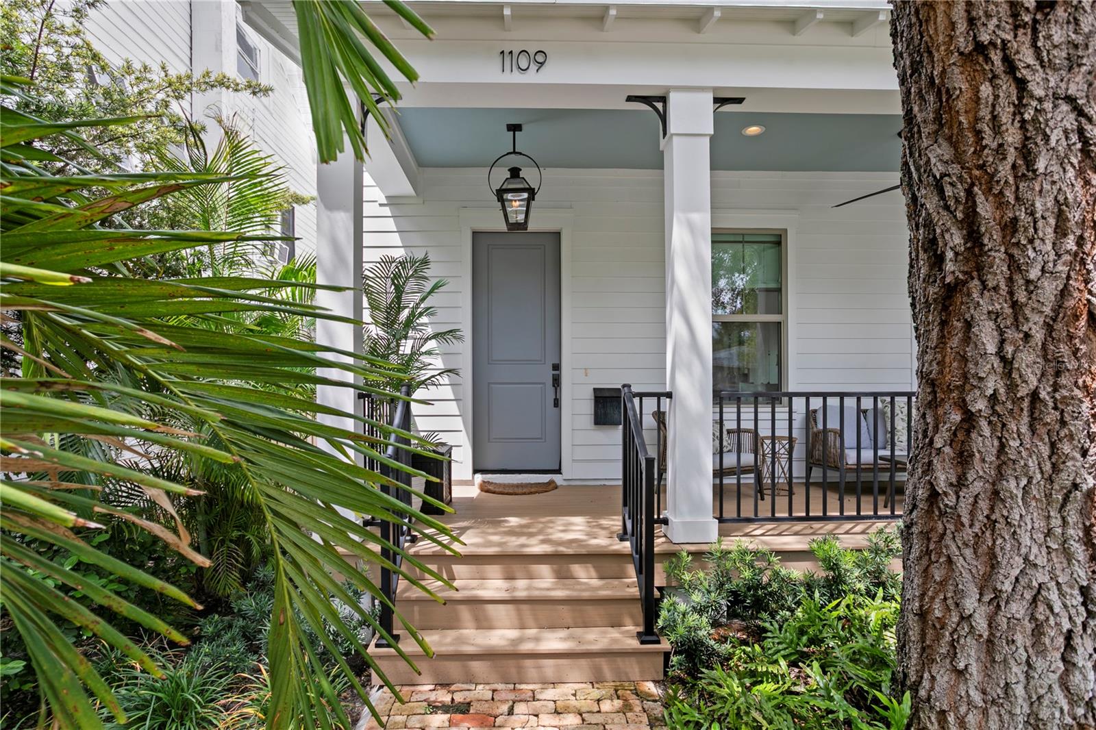 1109 18TH AVE N, ST PETERSBURG, FL, 33704