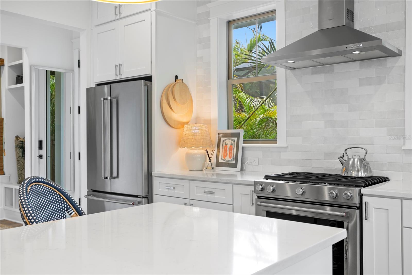 1109 18TH AVE N, ST PETERSBURG, FL, 33704