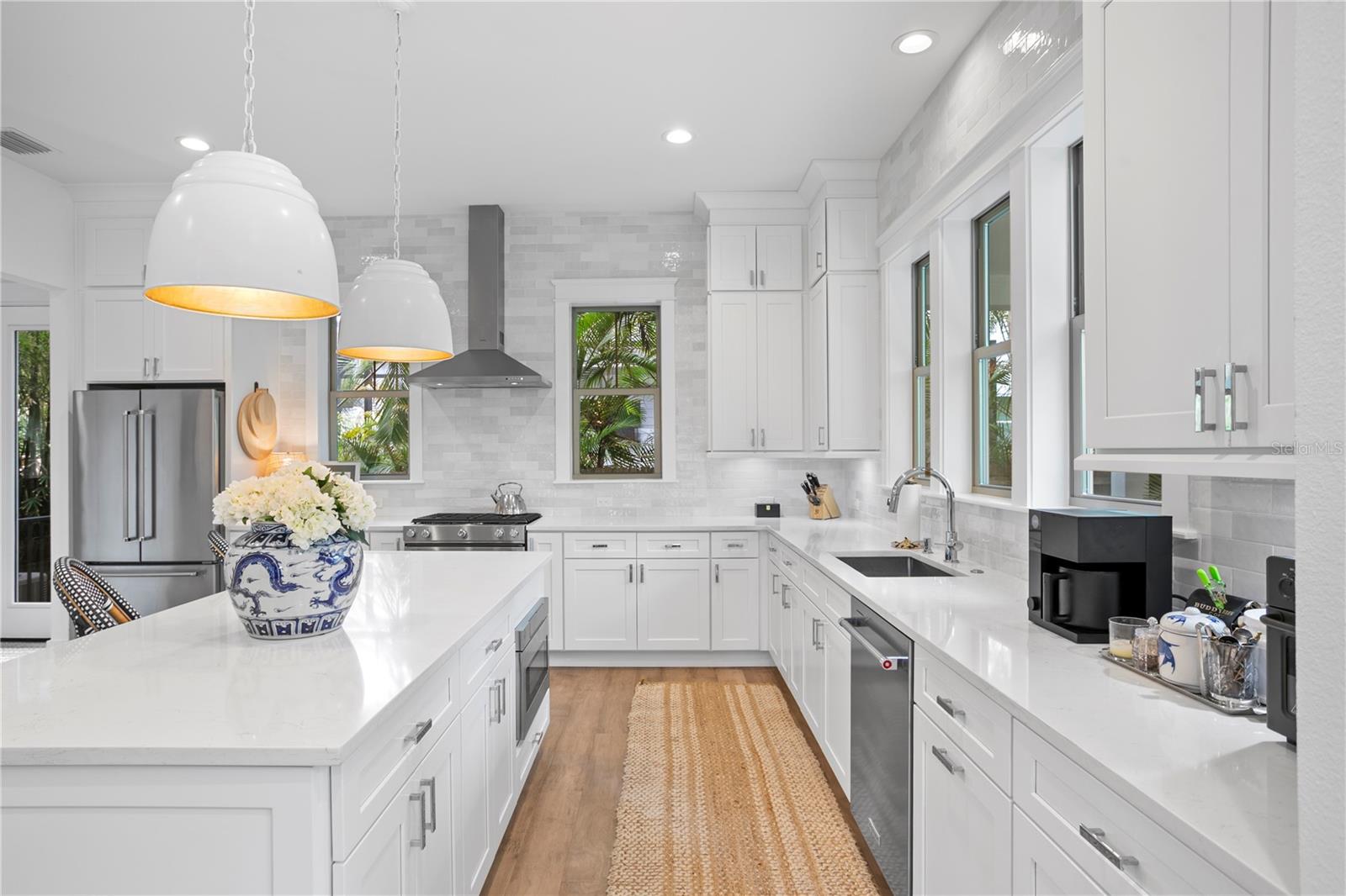 1109 18TH AVE N, ST PETERSBURG, FL, 33704