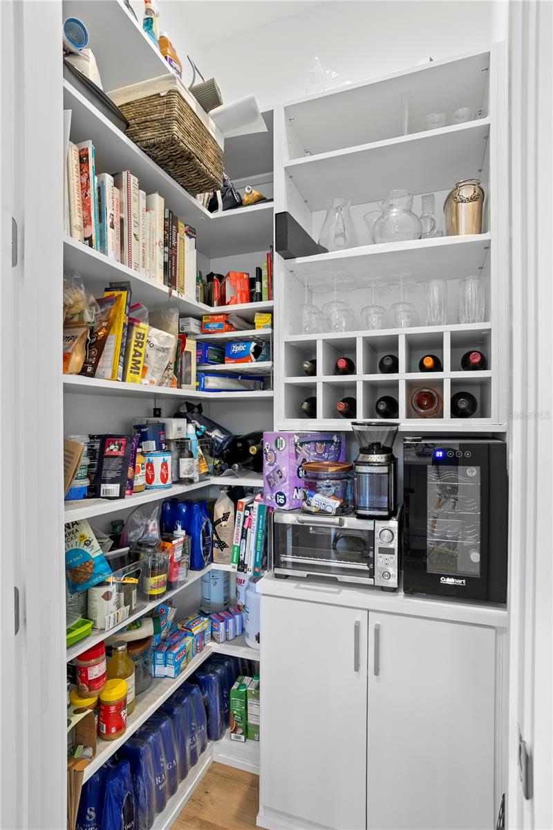 1109 18TH AVE N, ST PETERSBURG, FL, 33704