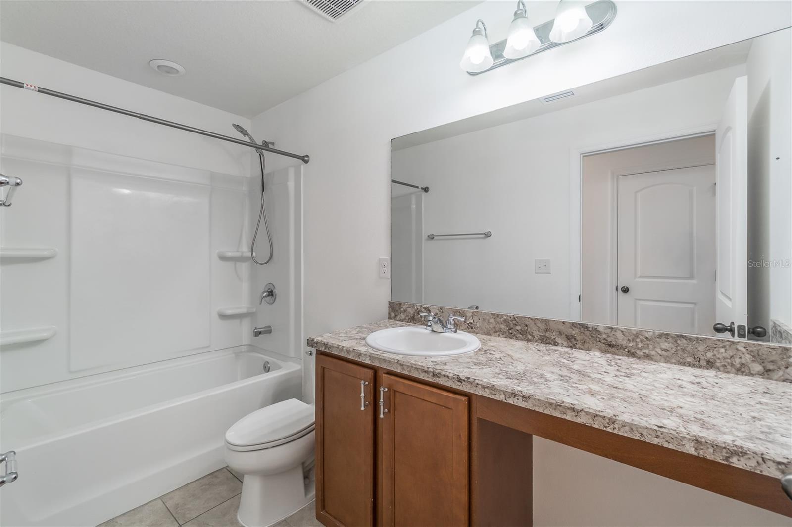 11220 GOLD COMPASS ST, GIBSONTON, FL, 33534