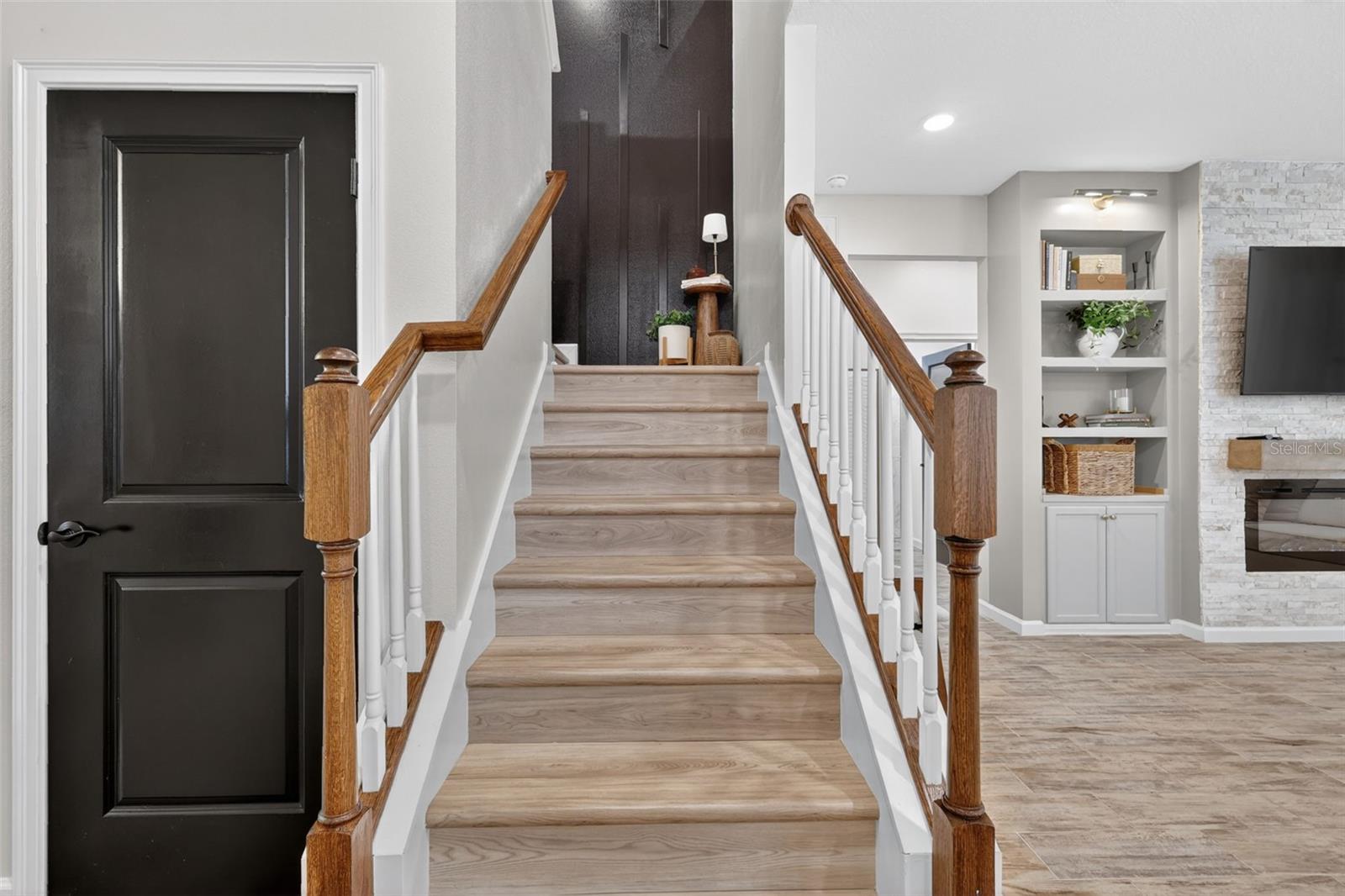 2341 SIRENA LN, MOUNT DORA, FL, 32757