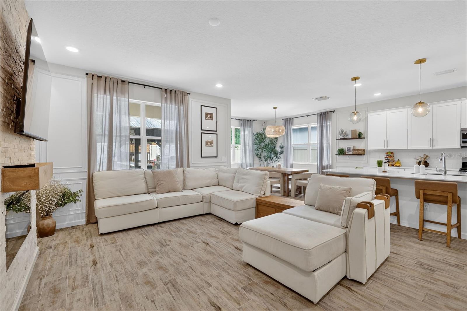 2341 SIRENA LN, MOUNT DORA, FL, 32757