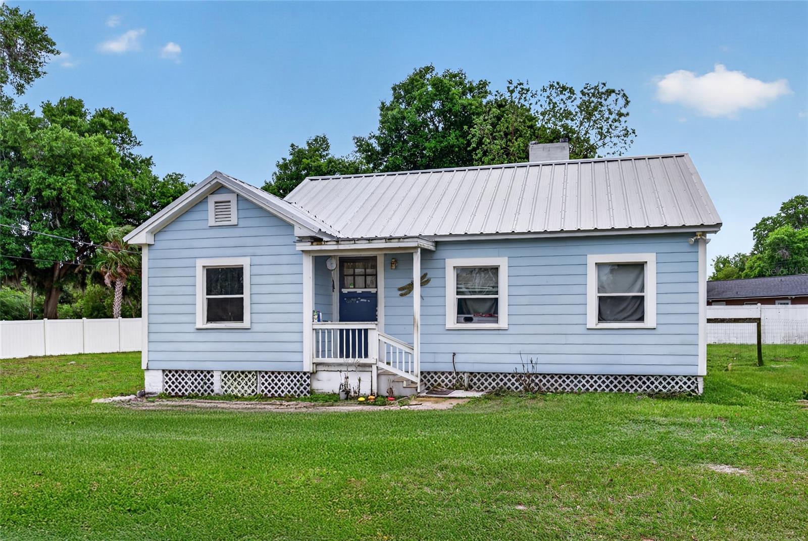 431 EDGEWATER AVE, UMATILLA, FL, 32784