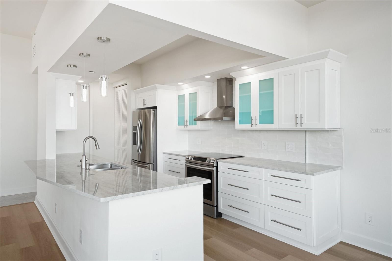 1520 GULF BLVD #202, CLEARWATER BEACH, FL, 33767