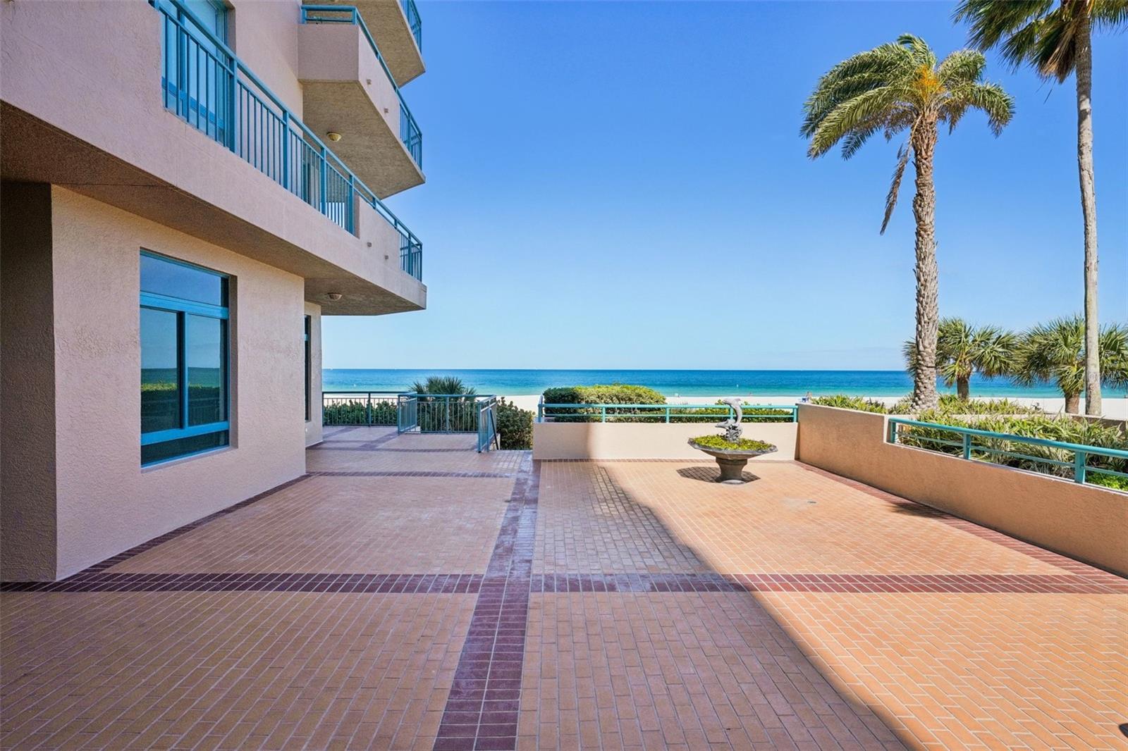 1520 GULF BLVD #202, CLEARWATER BEACH, FL, 33767