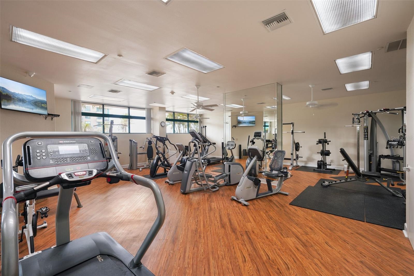 1520 GULF BLVD #202, CLEARWATER BEACH, FL, 33767