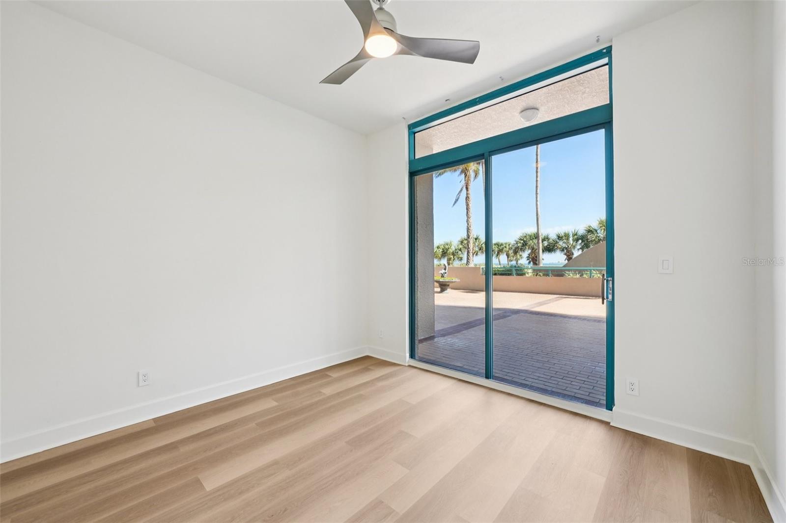 1520 GULF BLVD #202, CLEARWATER BEACH, FL, 33767