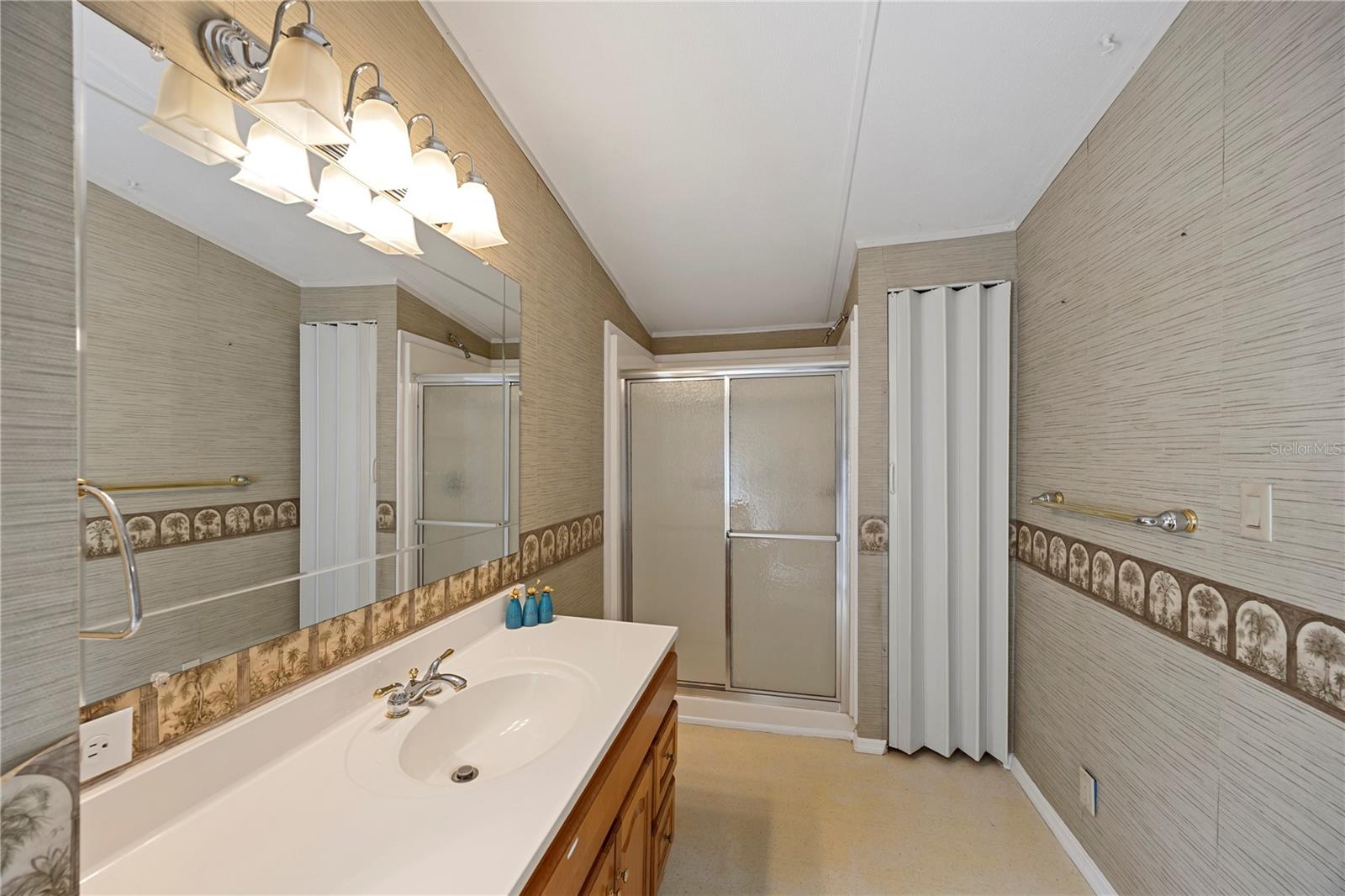 36833 SHADOW HILL DR, FRUITLAND PARK, FL, 34731