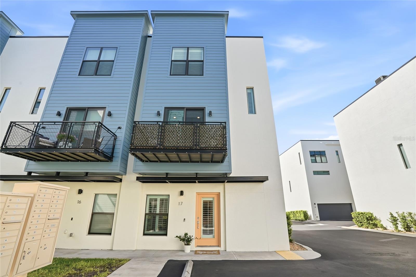 4810 W MCELROY AVE #17, TAMPA, FL, 33611