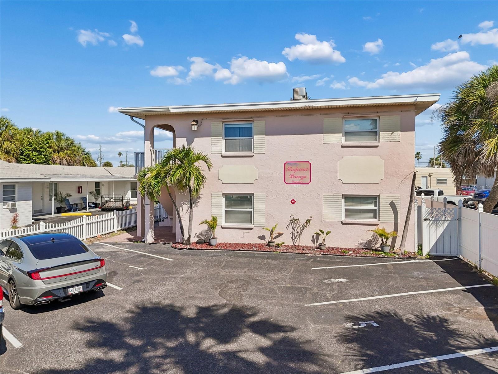 525 73RD AVE #5, ST PETE BEACH, FL, 33706