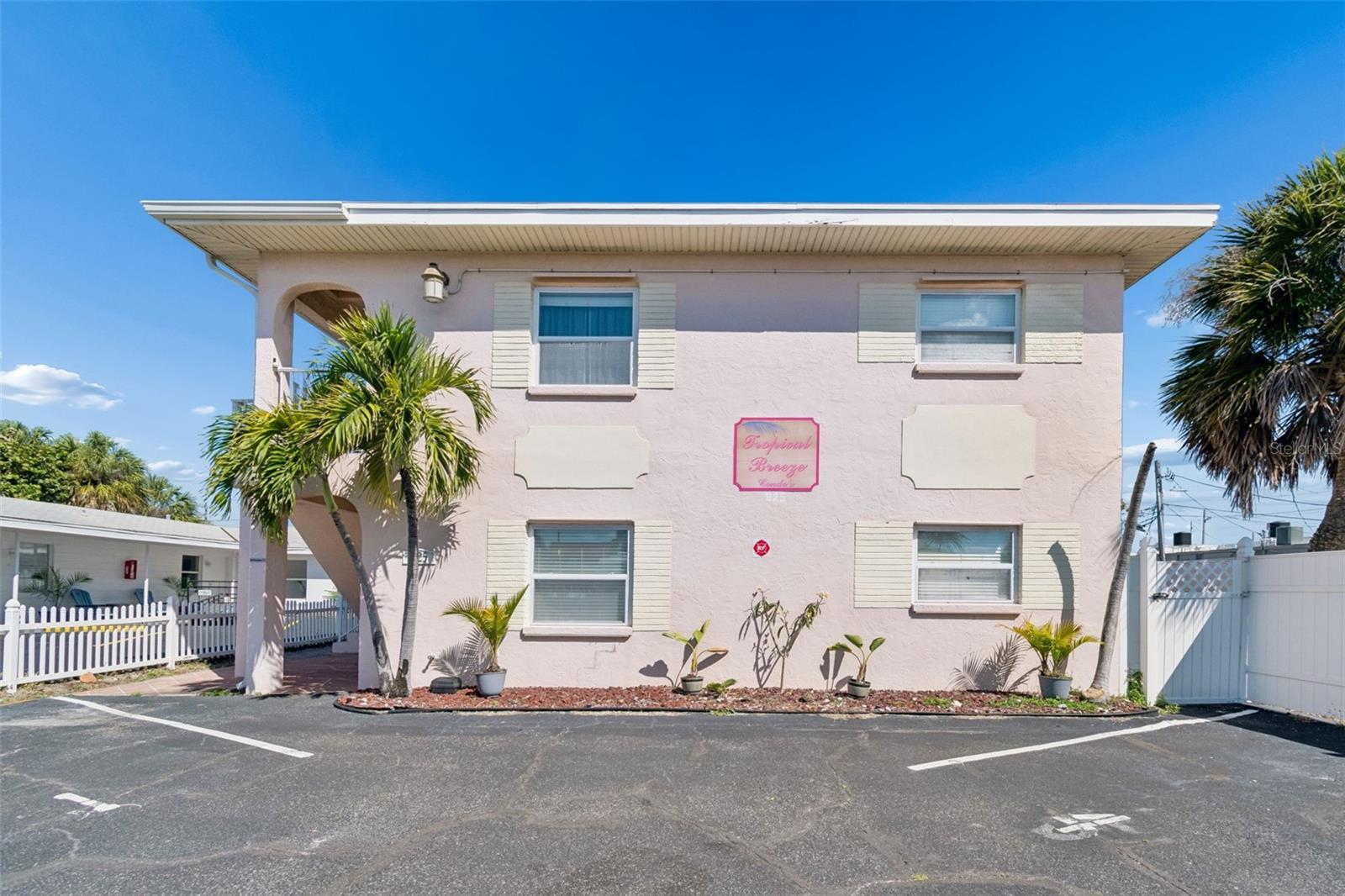 525 73RD AVE #5, ST PETE BEACH, FL, 33706