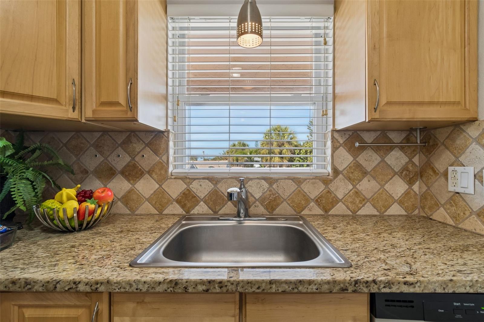 525 73RD AVE #5, ST PETE BEACH, FL, 33706