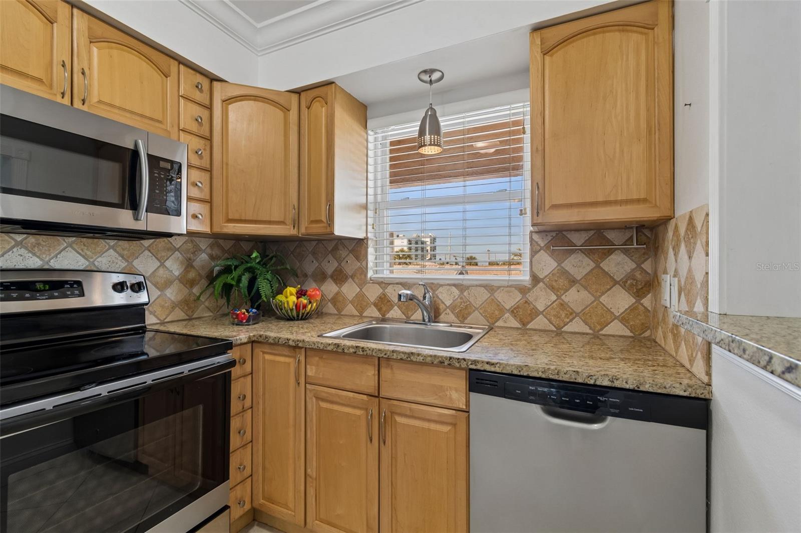 525 73RD AVE #5, ST PETE BEACH, FL, 33706