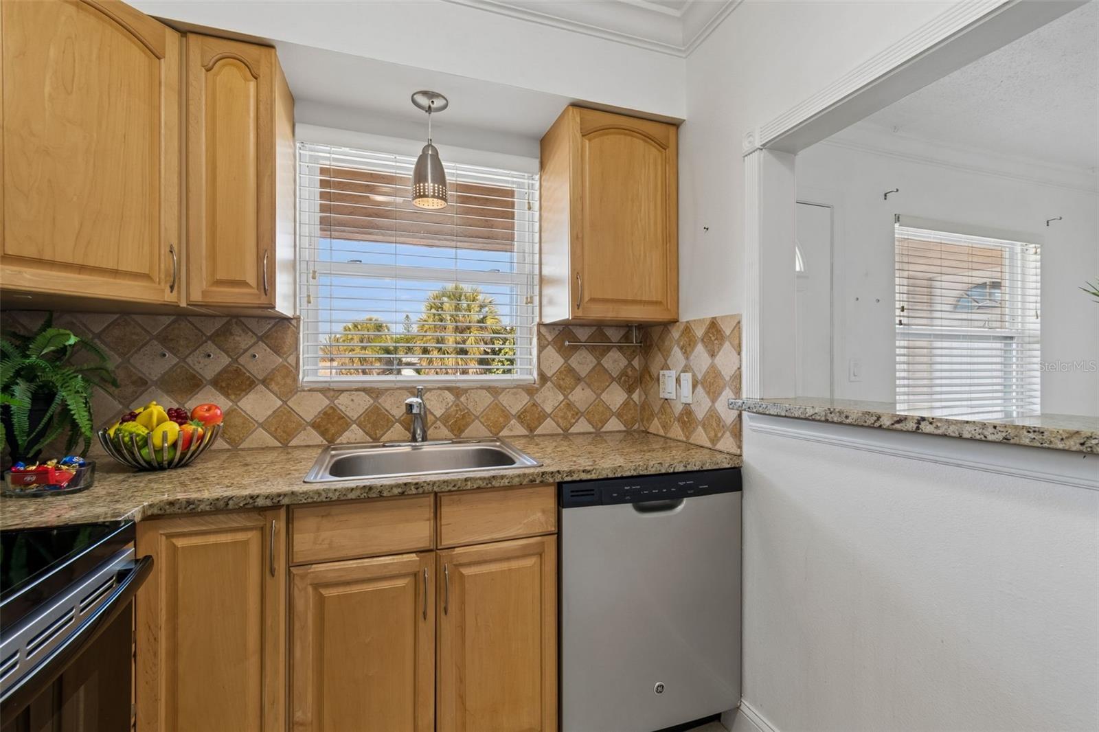 525 73RD AVE #5, ST PETE BEACH, FL, 33706