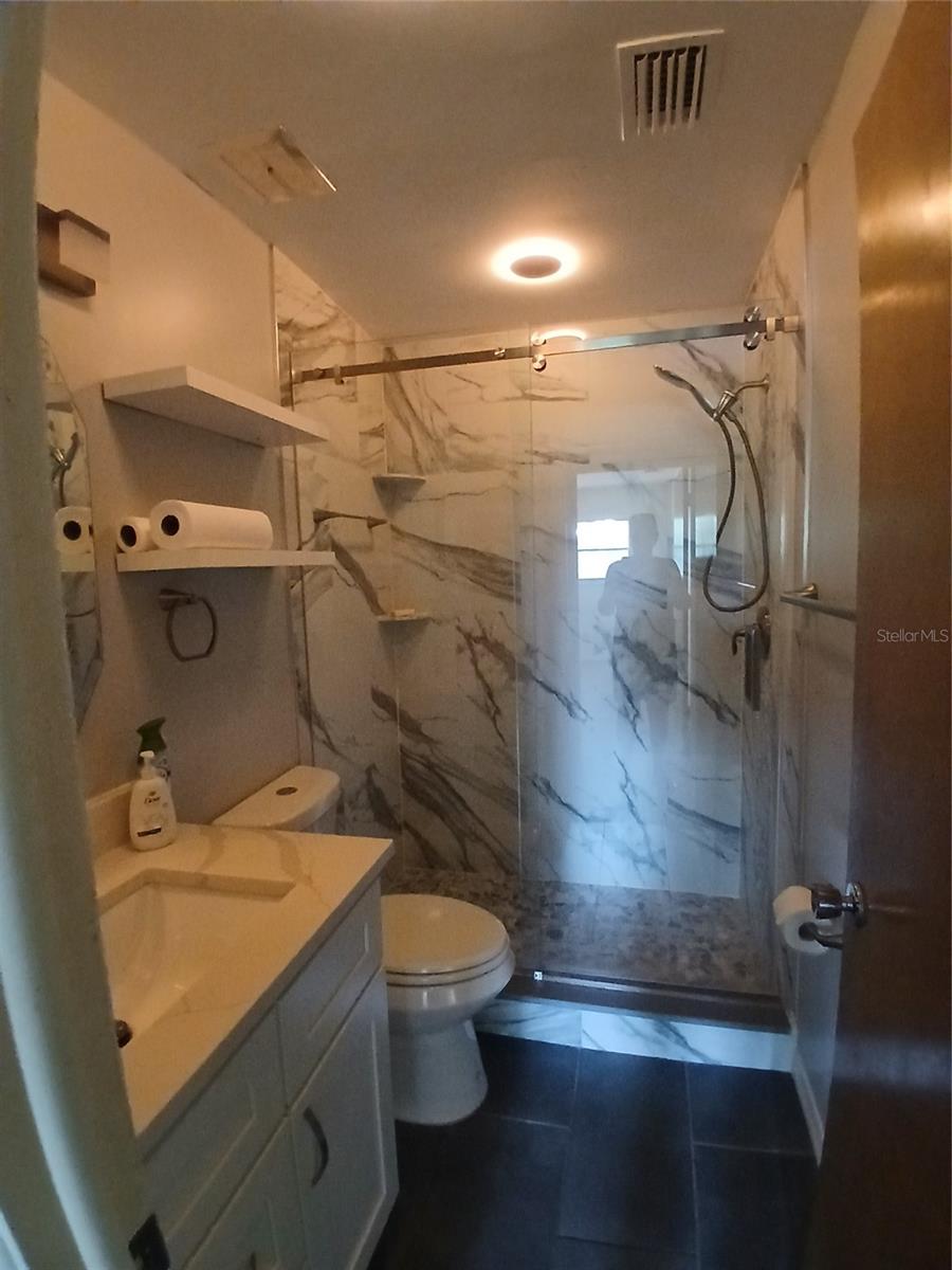 5880 38TH AVE N #304, ST PETERSBURG, FL, 33710