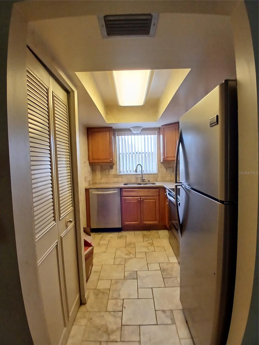 5880 38TH AVE N #304, ST PETERSBURG, FL, 33710