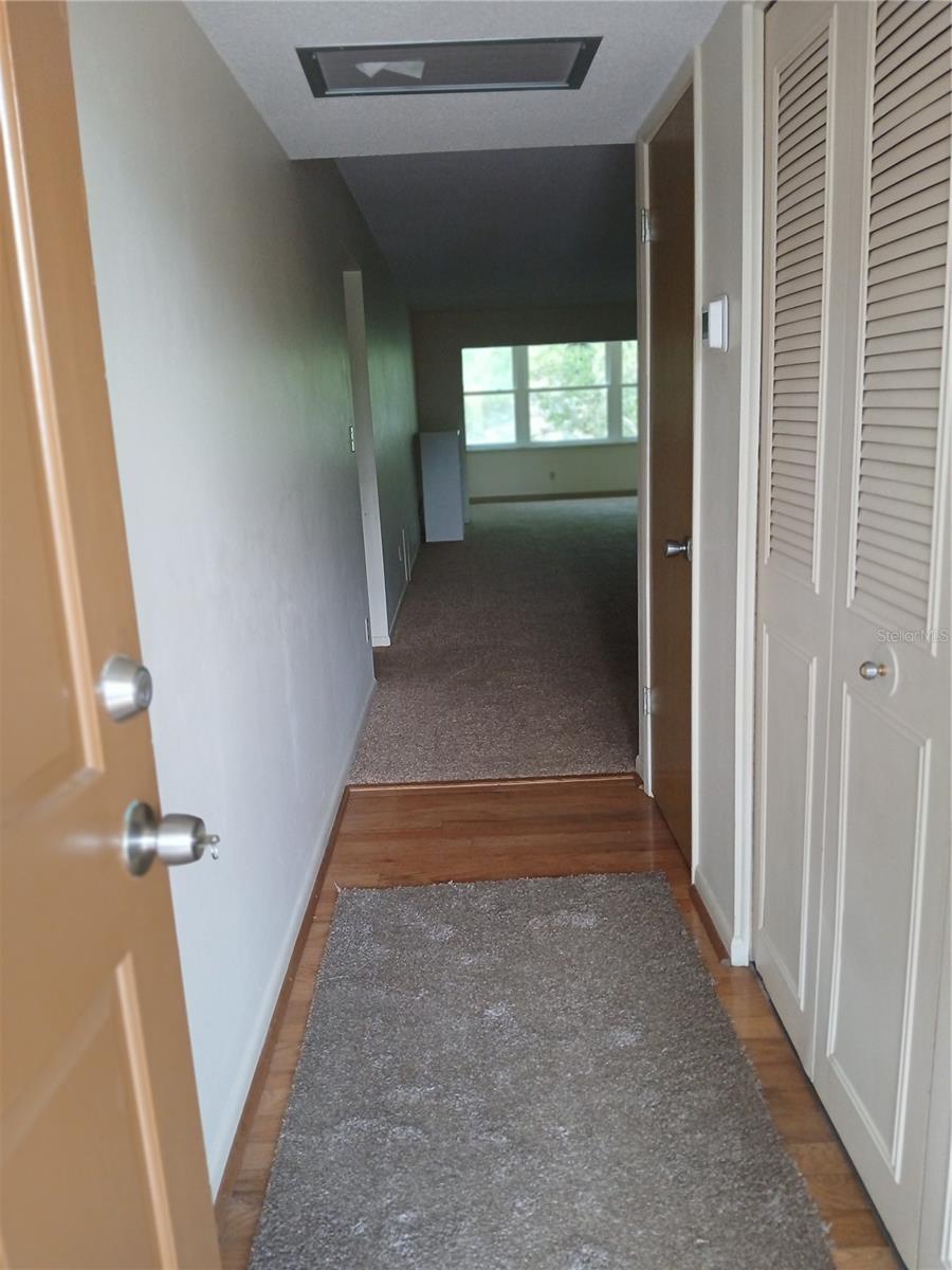 5880 38TH AVE N #304, ST PETERSBURG, FL, 33710