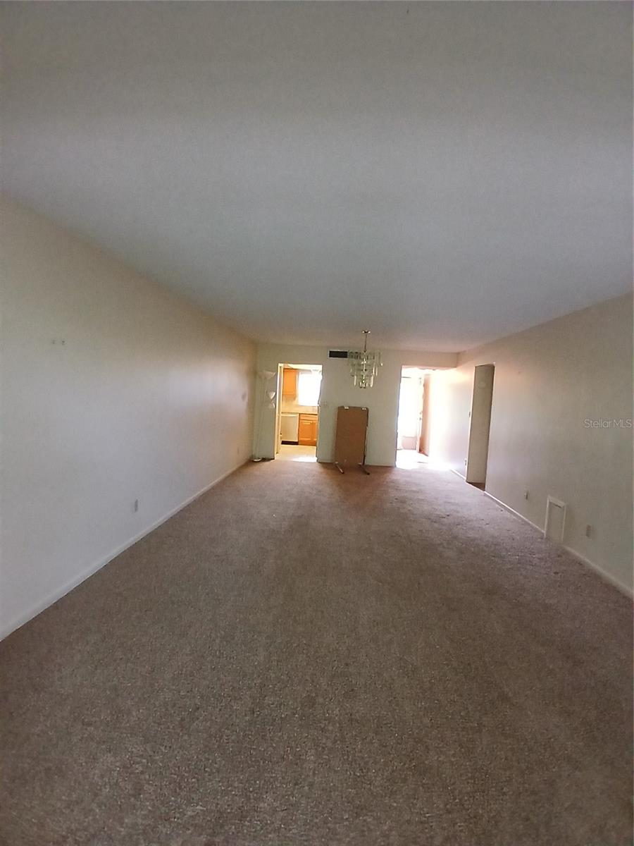 5880 38TH AVE N #304, ST PETERSBURG, FL, 33710