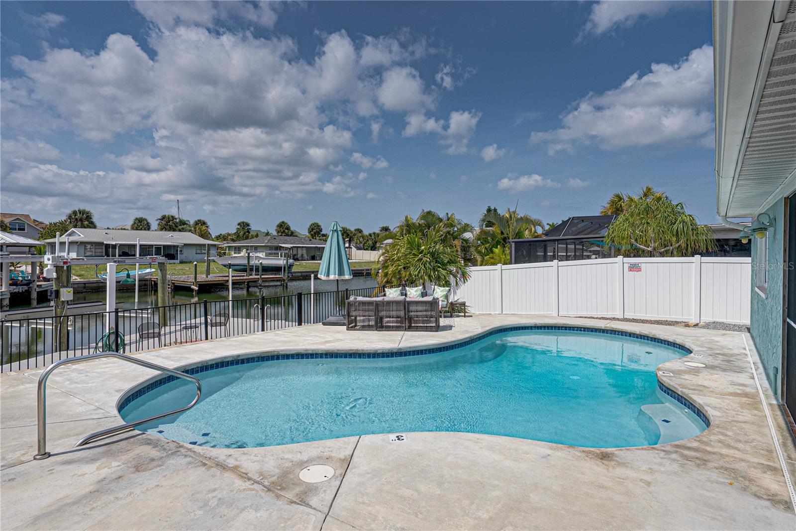 1004 SAGO PALM WAY, APOLLO BEACH, FL, 33572