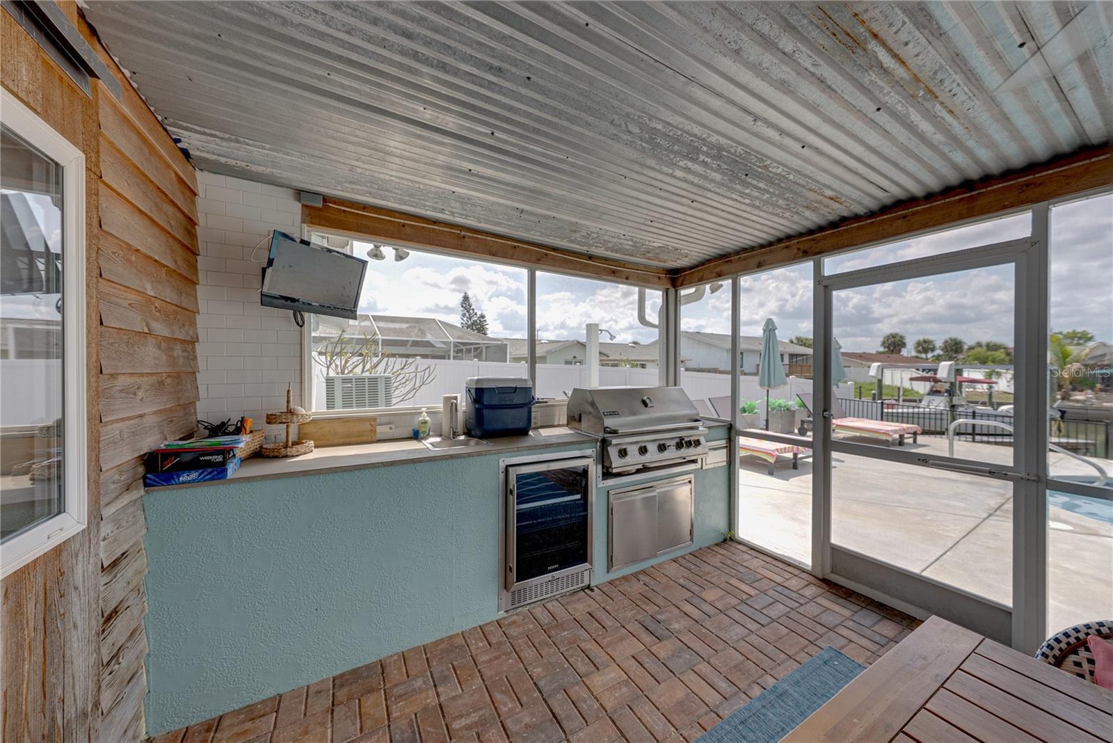 1004 SAGO PALM WAY, APOLLO BEACH, FL, 33572